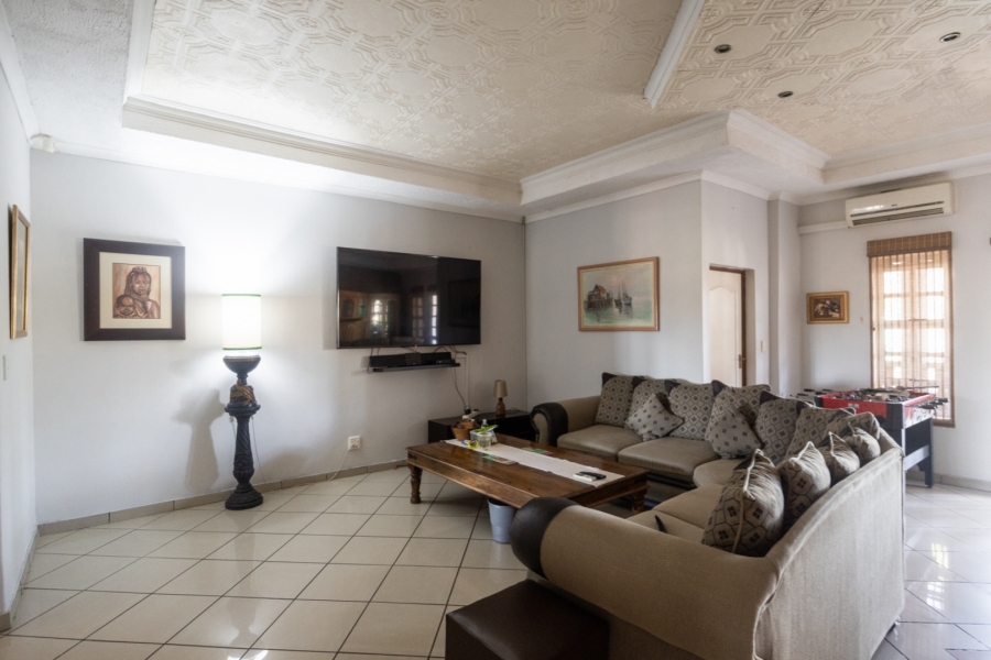 5 Bedroom Property for Sale in Azalea Park North West